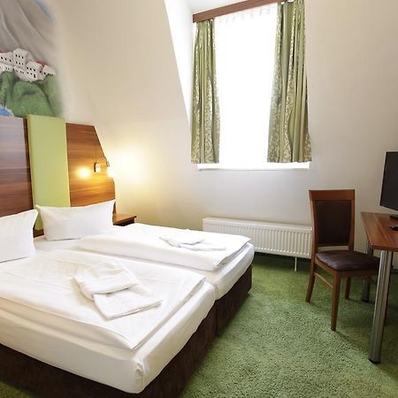 Warsteinerhof By Centro Comfort كولونيا المظهر الخارجي الصورة