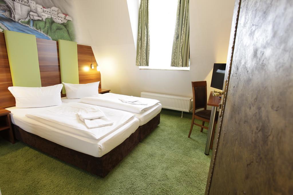 Warsteinerhof By Centro Comfort كولونيا المظهر الخارجي الصورة